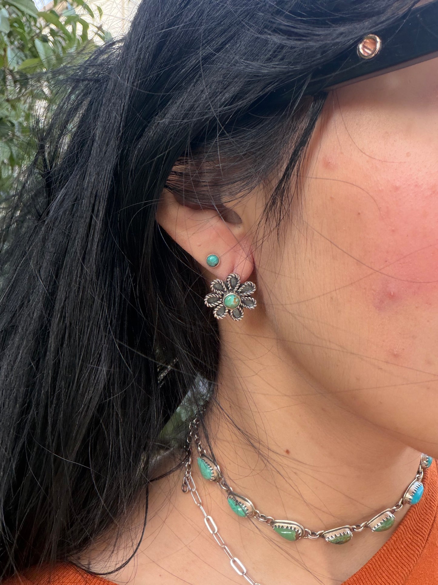 Flower earring studs