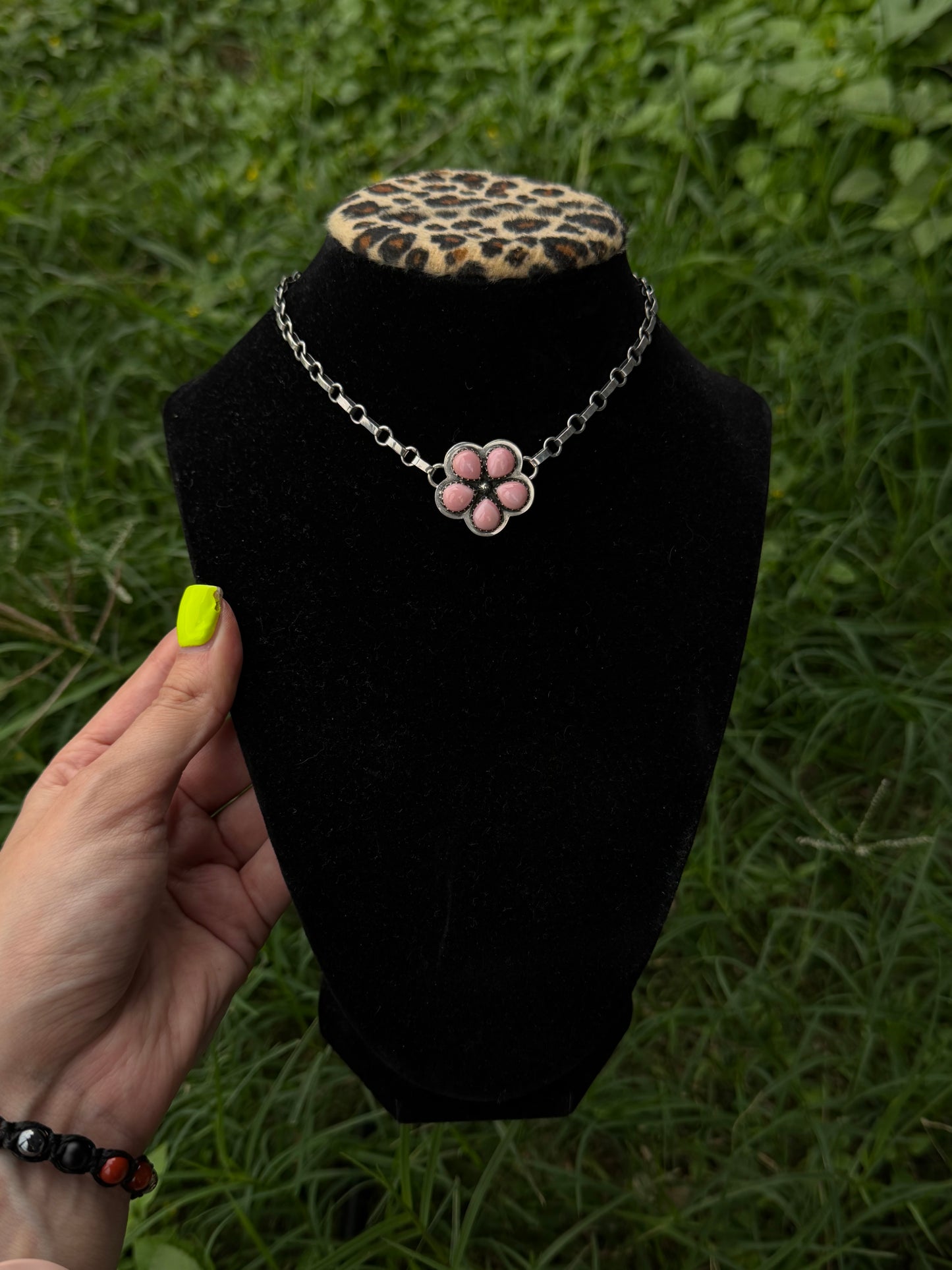 Pink Conch Flower Choker